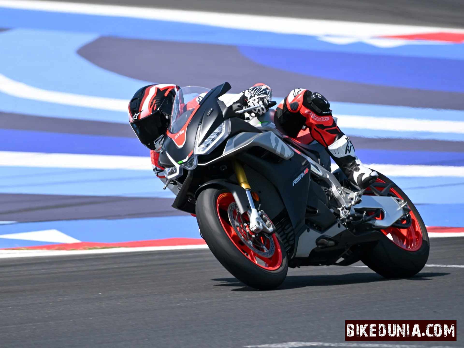 Aprilia RSV4