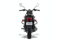 Bajaj Avenger 160 Street