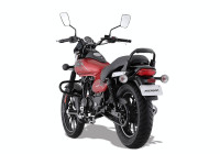 Bajaj Avenger 160 Street