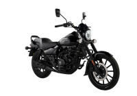 Bajaj Avenger 220 Street