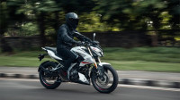 Bajaj Pulsar N160