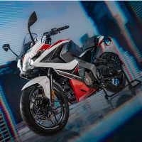 Bajaj Pulsar RS 200 2025