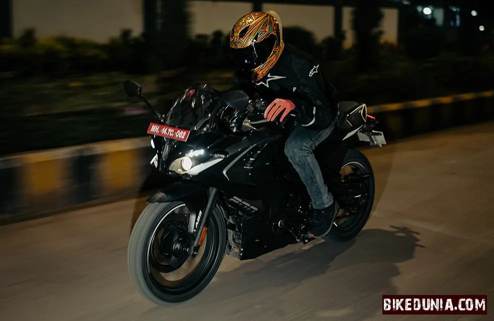 Bajaj Pulsar RS200