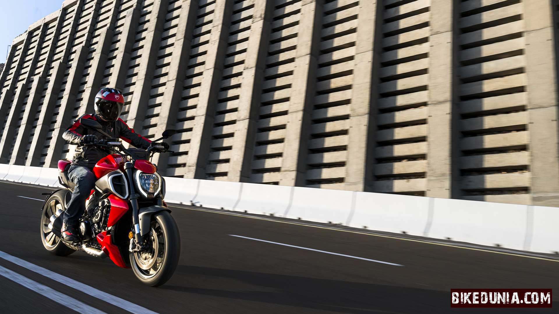 Ducati Diavel V4