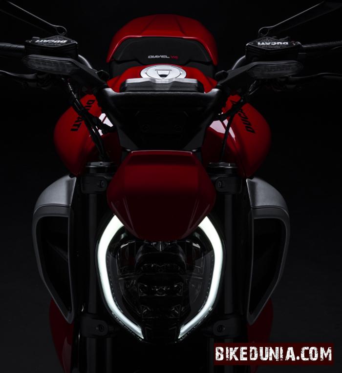 Ducati Diavel V4