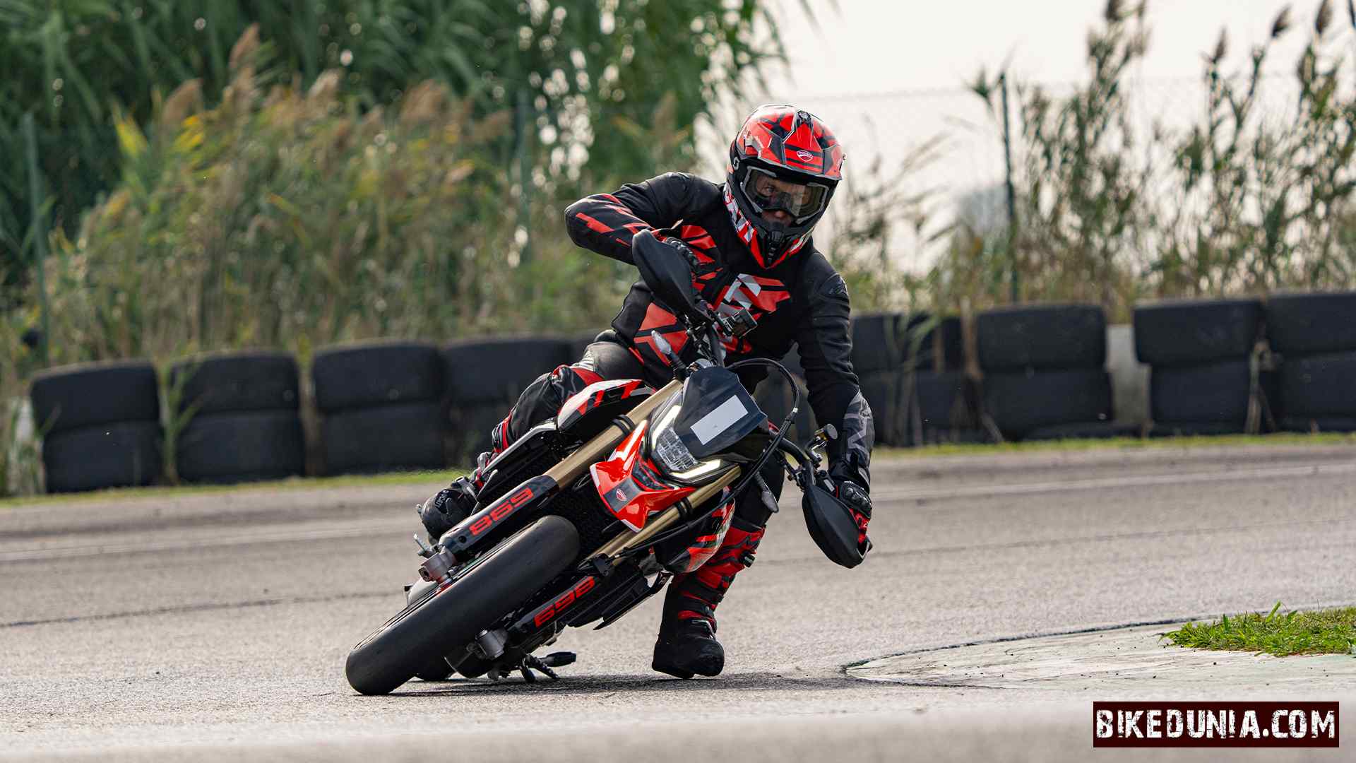 Ducati Hypermotard 698 Mono