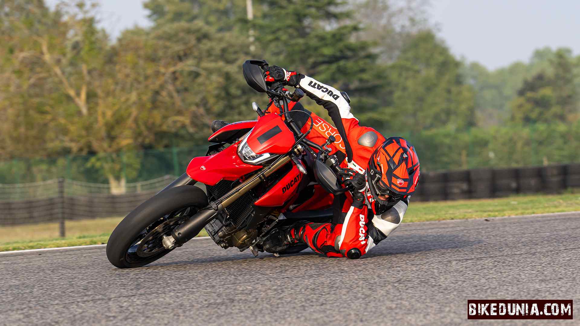 Ducati Hypermotard 698 Mono