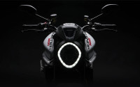 Ducati Monster Plus