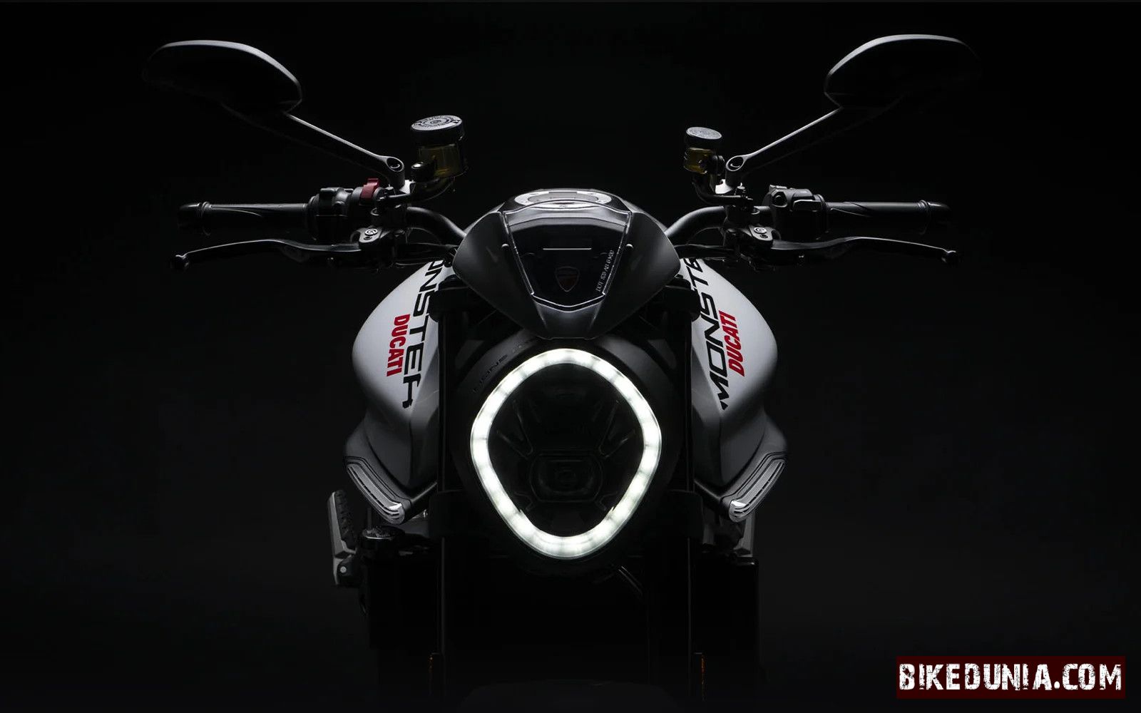 Ducati Monster Plus