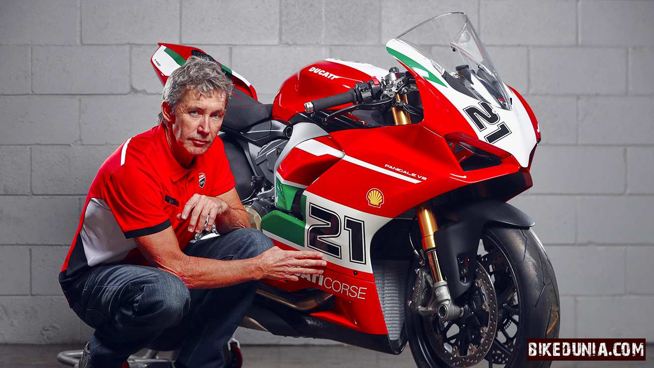 Ducati Panigale V2 Bayliss 1st Championship 20th Anniversary Edition