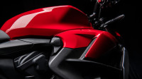 Ducati Streetfighter V2