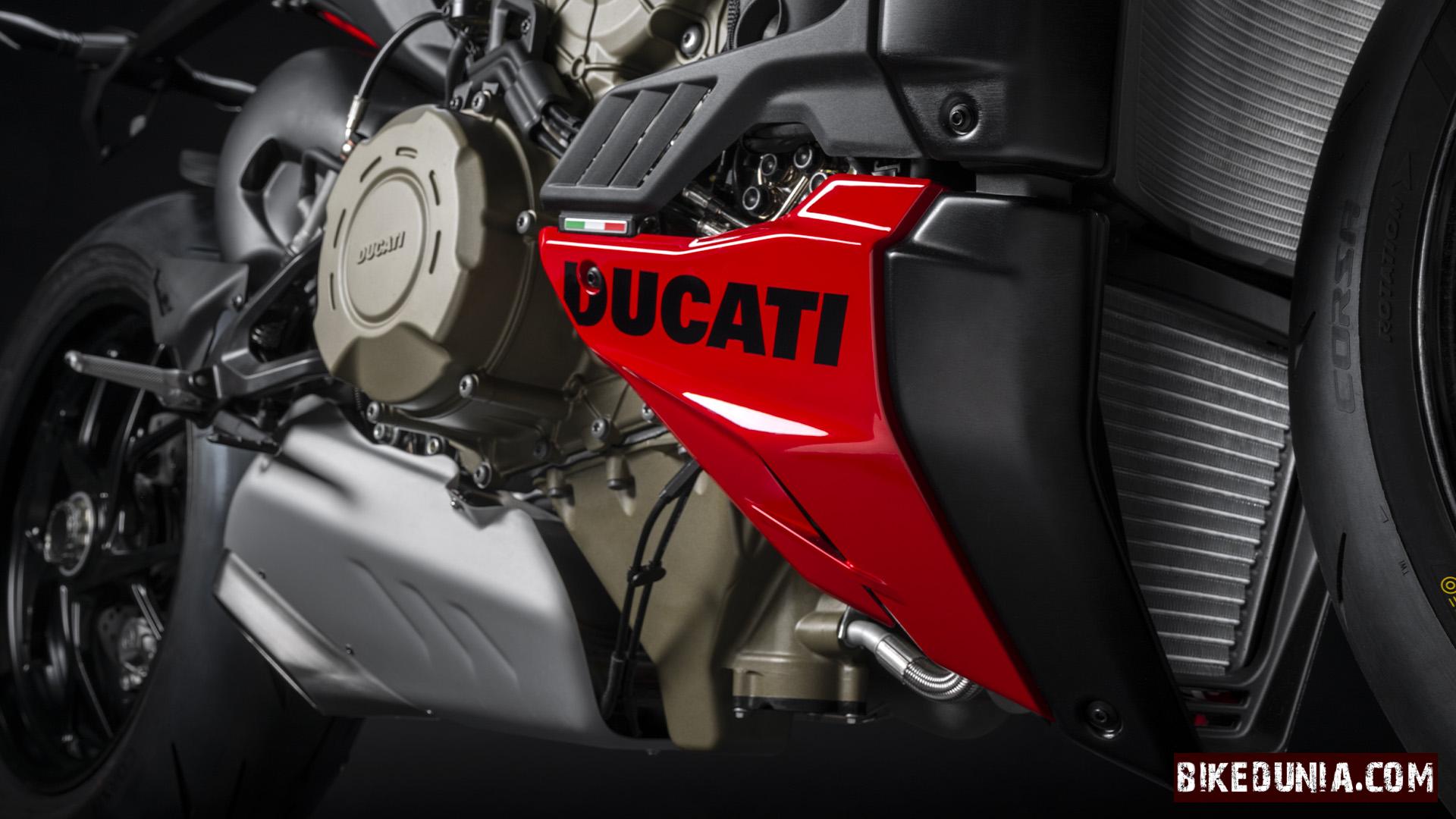 Ducati Streetfighter V4 S