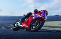 Honda CBR650R 2025