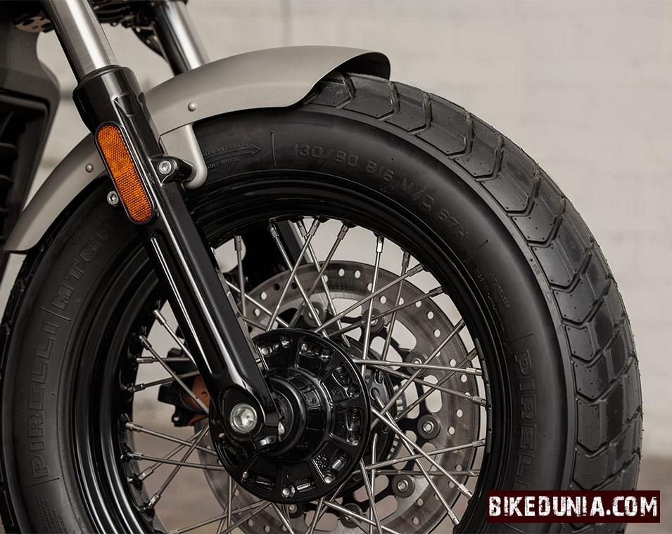 Indian Scout Bobber Twenty - Wire Wheels