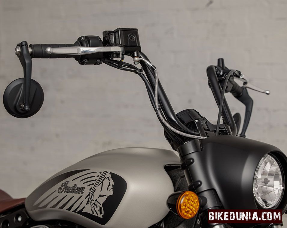 Indian Scout Bobber Twenty - High-Flying handlebars