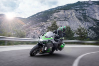 Kawasaki Ninja H2 SX SE 2024