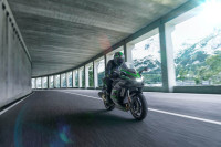 Kawasaki Ninja H2 SX SE 2024