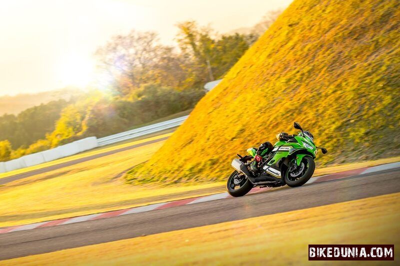 Kawasaki Ninja ZX-4RR 2025