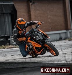 KTM 390 Duke 2025