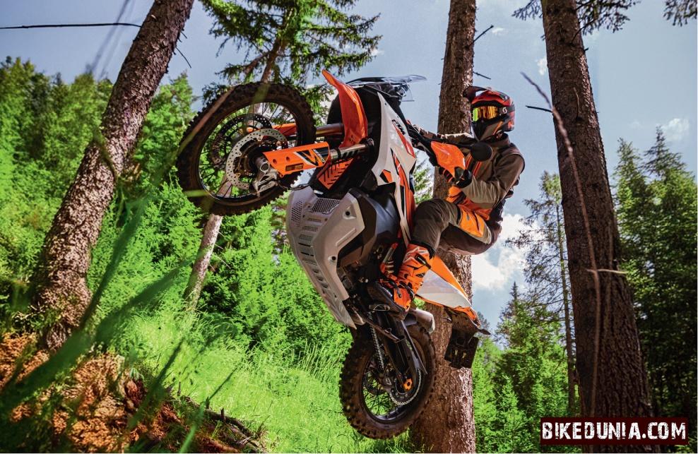 KTM 890 Adventure R 2024